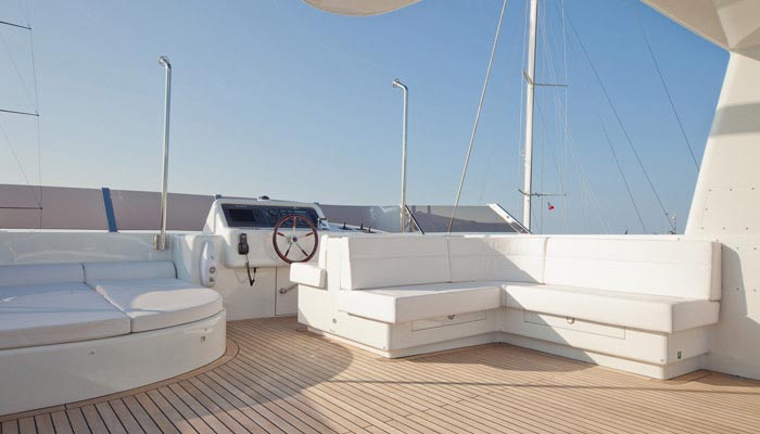 darwin class yacht for sale