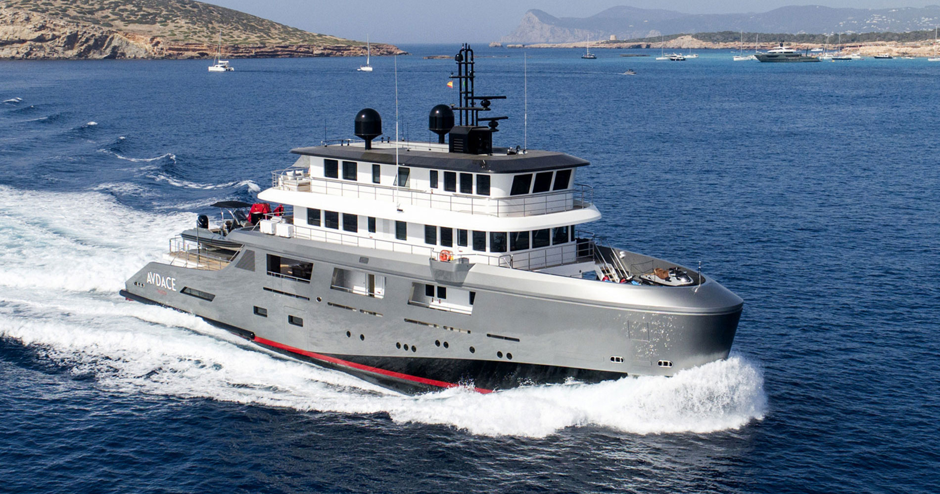 140 foot explorer yacht audace