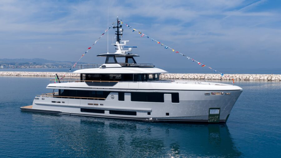 Cantiere delle Marche launches the Deep Blue 115 Octopus